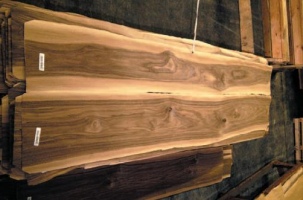 Древесина ореха черного