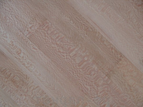 Паркет из платана Паркет из платана